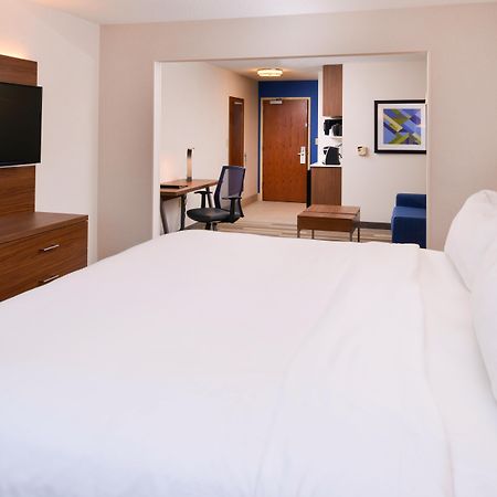 Holiday Inn Express Hotel & Suites Urbana-Champaign-U Of I Area By Ihg Экстерьер фото