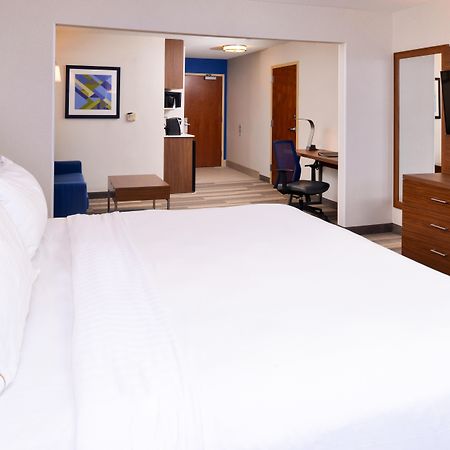 Holiday Inn Express Hotel & Suites Urbana-Champaign-U Of I Area By Ihg Экстерьер фото