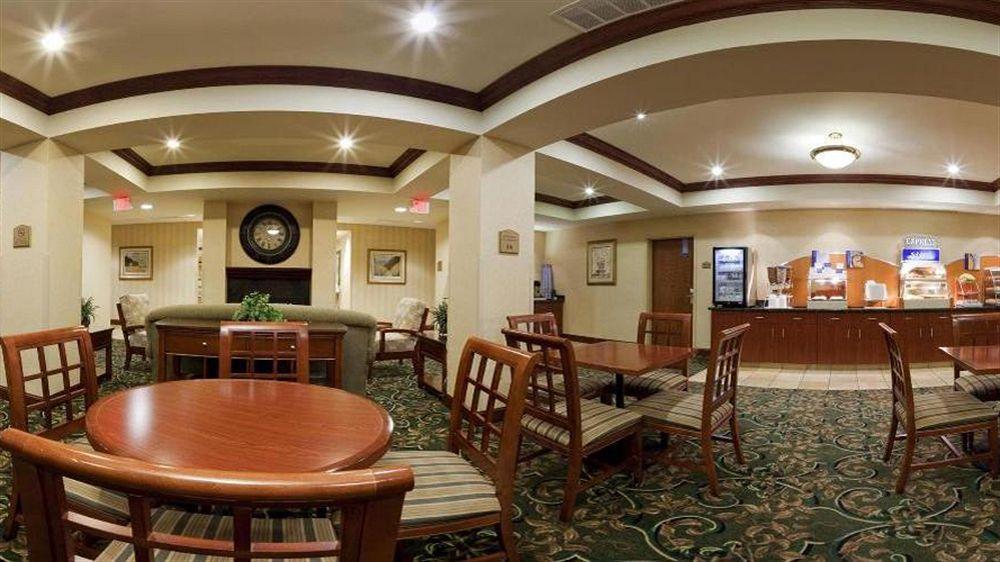 Holiday Inn Express Hotel & Suites Urbana-Champaign-U Of I Area By Ihg Экстерьер фото
