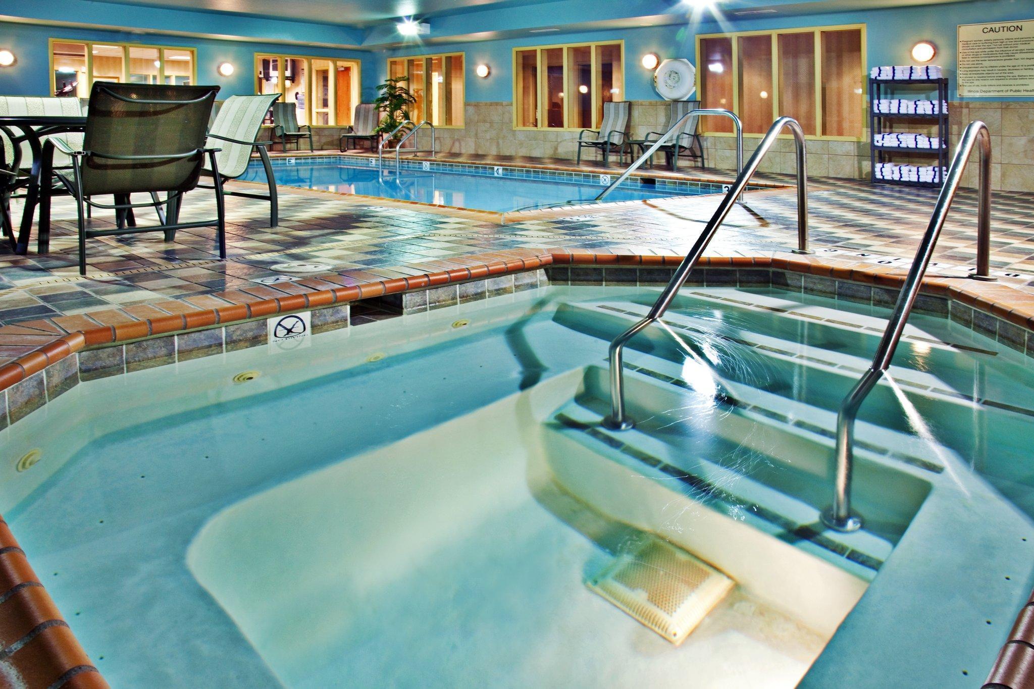Holiday Inn Express Hotel & Suites Urbana-Champaign-U Of I Area By Ihg Экстерьер фото