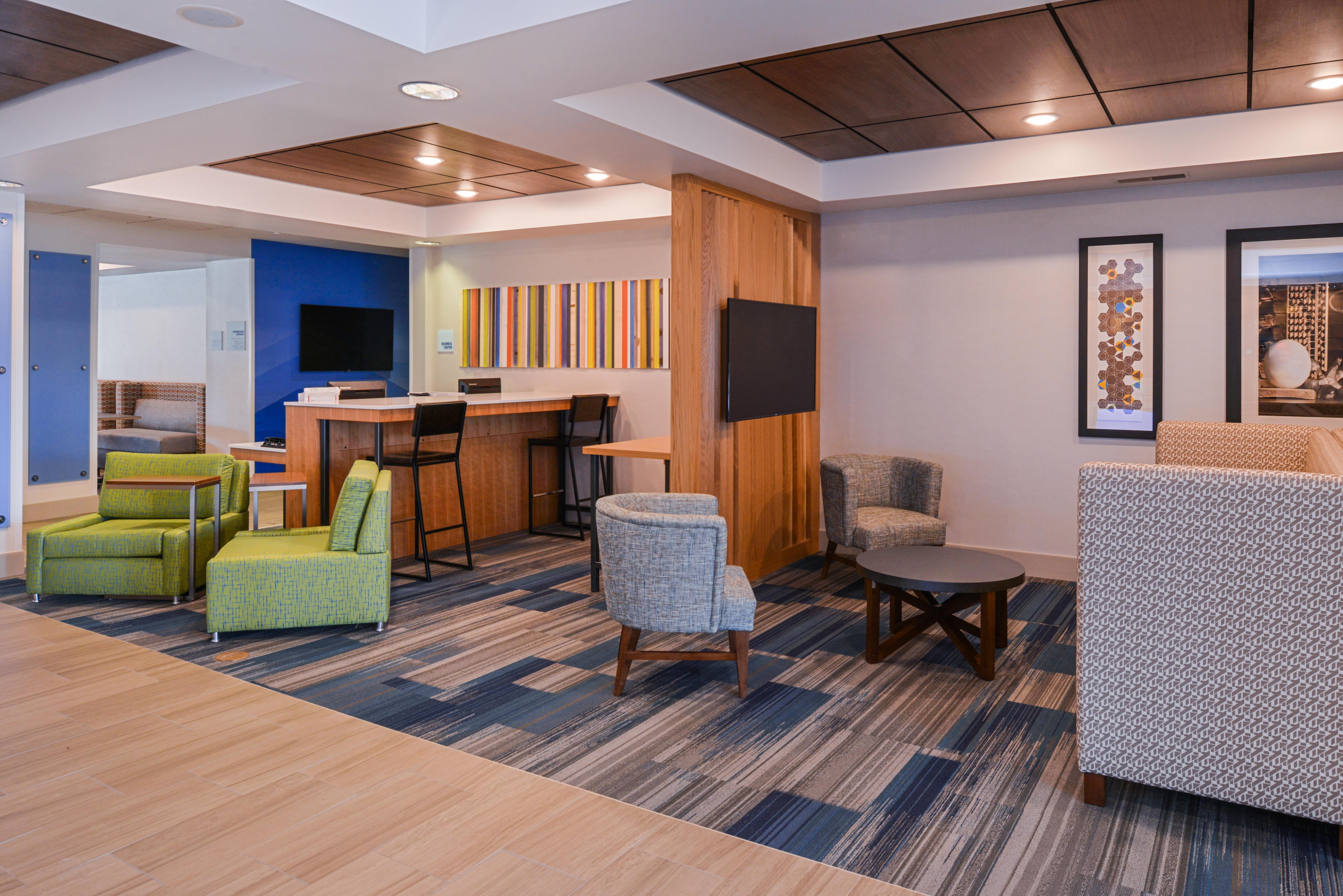 Holiday Inn Express Hotel & Suites Urbana-Champaign-U Of I Area By Ihg Экстерьер фото