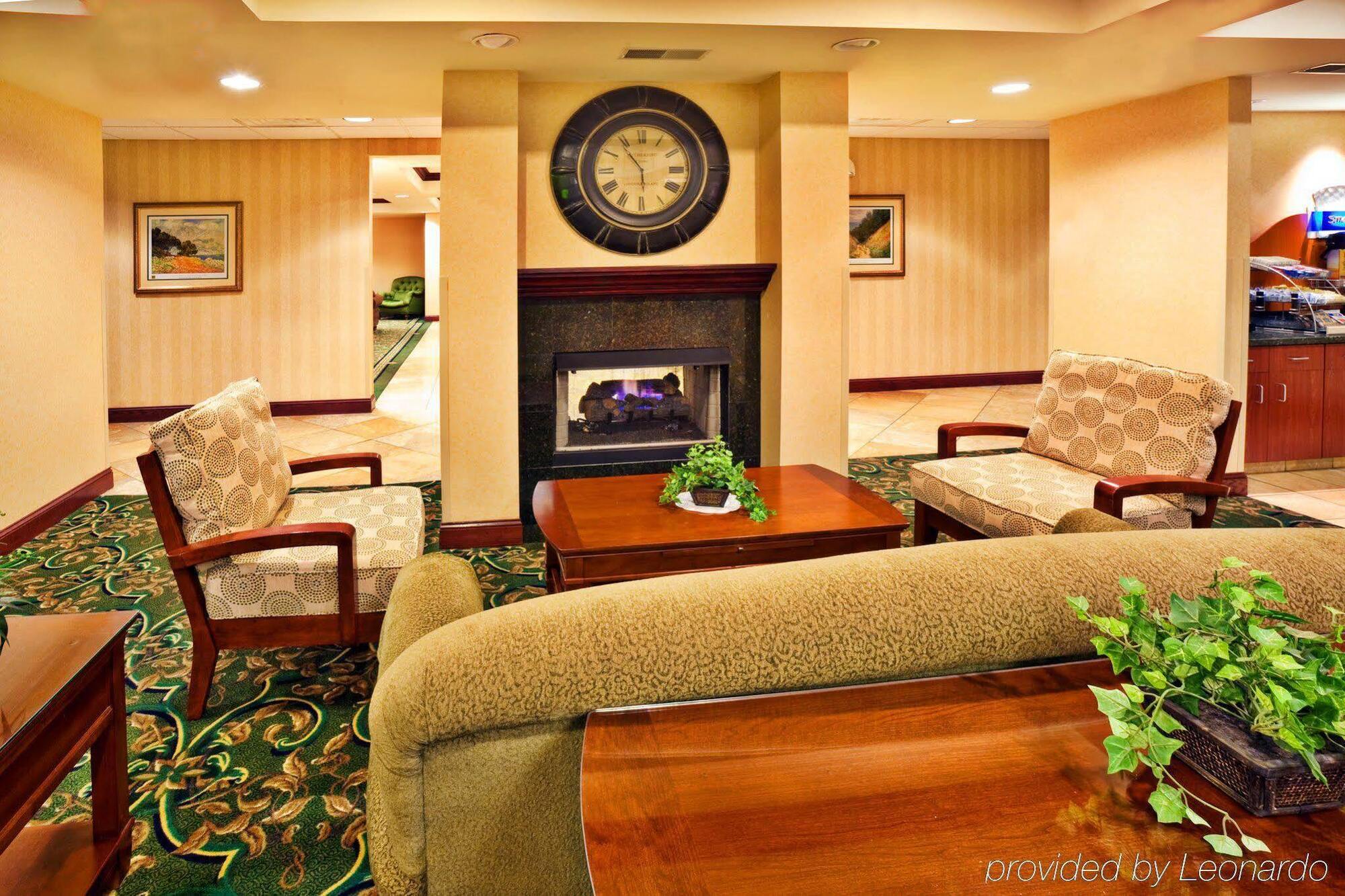 Holiday Inn Express Hotel & Suites Urbana-Champaign-U Of I Area By Ihg Экстерьер фото